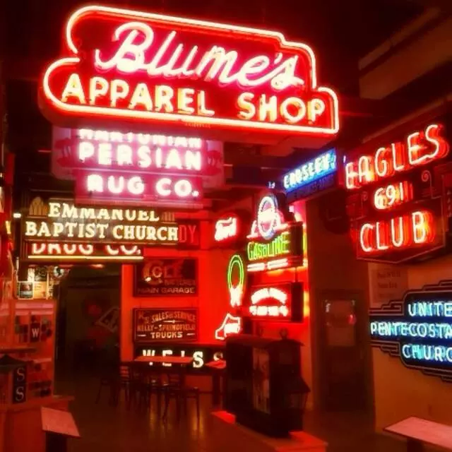 American Sign Museum