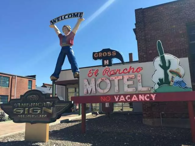 American Sign Museum