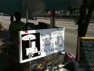 3rd and Walnut Hot Dogs