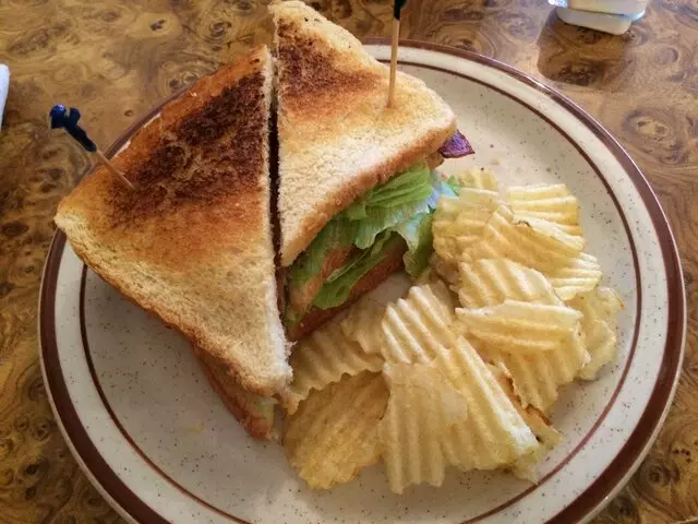 Anna’s Family Restaurant