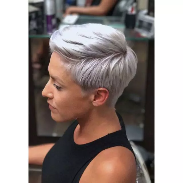 Angelo Axel Salon