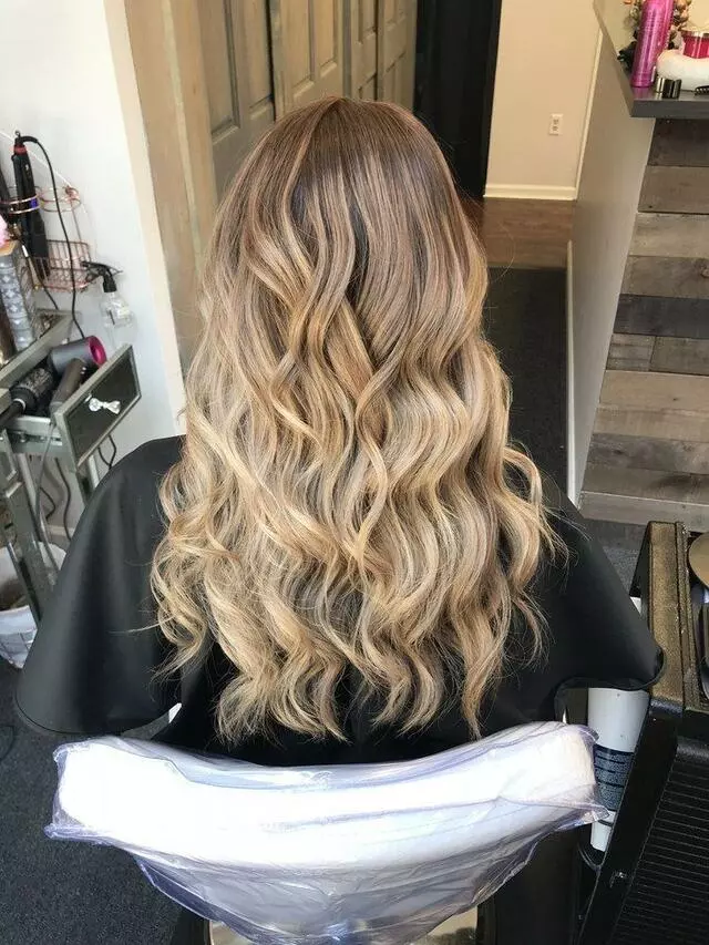Angelo Axel Salon